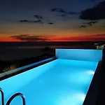 וילה White Lefkada