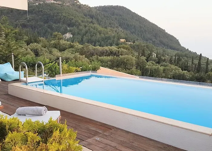 White Lefkada *